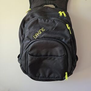 💚Dakine Multi-Compartment Backpack - Black & Neon LimeUltimate Organization